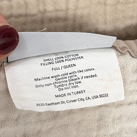 PARACHUTE Organic Cloud Cotton Quilt in Natural And Ivory Size Full/Queen - Picture 7 of 10